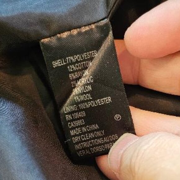 TAHARI Arthur S. Levine Women's Jacket - Size 18 NWT - Black, Gold, Blue, White - Picture 6 of 6